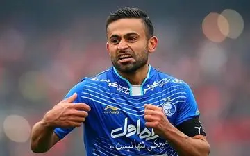 خبر خوش نقل و انتقالاتی برای استقلالی ها/ ستاره استقلال ماندنی شد