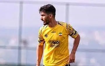 گل دوم سپاهان به مس رفسنجان توسط رضا شکاری /ویدیو