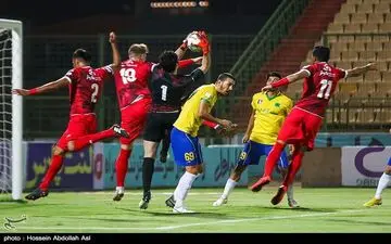 تراکتورسازی در اندیشه حفظ شکست‌ناپذیری؛ ذوب‌آهن برای طلسم‌شکنی به میدان می‌رود