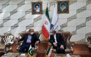 وزیر خارجه پاکستان وارد تهران شد