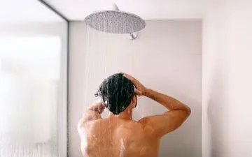 اگر حمام نکنید چه می‌شود؟| داستان‌هایی از عجیب‌ترین انسان‌هایی که از نظافت پرهیز کردند
