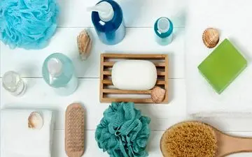 ۶ نکته‌ای که باید قبل از خرید ژل بهداشتی بانوان بدانید!