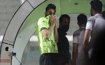 تمرین پرسپولیسی‌ها در باران و طوفان