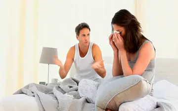 صمیمیتی که آزار می‌دهد؛ نشانه‌های پنهان رابطه جنسی سمی
