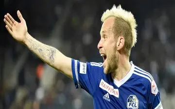 خرید جدید شفر یک استقلالی را نیمکت نشین می کند!