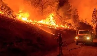 تهدید 17 هزار خانه در آتش‌سوزی کالیفرنیا 