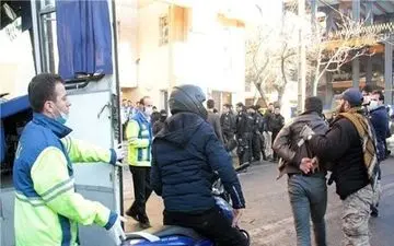 یک آلت ضرب و شتم عجیب در درگیری های پاسداران 