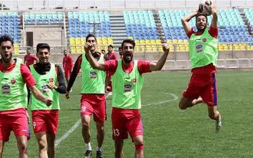 حضور ناگهانی ماموران دوپینگ در تمرینات پرسپولیس