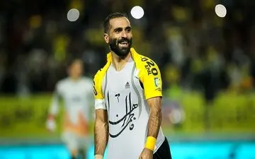 کیانی: این جایزه فقط سهم من نیست و متعلق به کل باشگاه سپاهان است