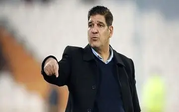 گلایه‌های سرمربی سابق نفت در فدراسیون فوتبال