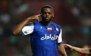 جدایی یامگا از استقلال؟ تعلل حجت کریمی کار دست آبی ها می دهد 