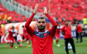 عکس/ اقدام عجیب مسلمان در اینستاگرامش!