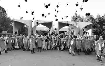 بررسی شاخص های بازار کار در سال 99 و 1400