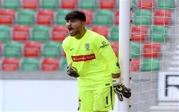 عابدزاده در روز شکست تیمش جزو نفرات ذخیره بود