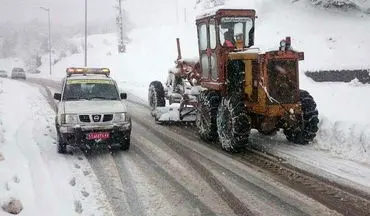 مه گرفتگی و بارش برف و باران در محورهای شش استان