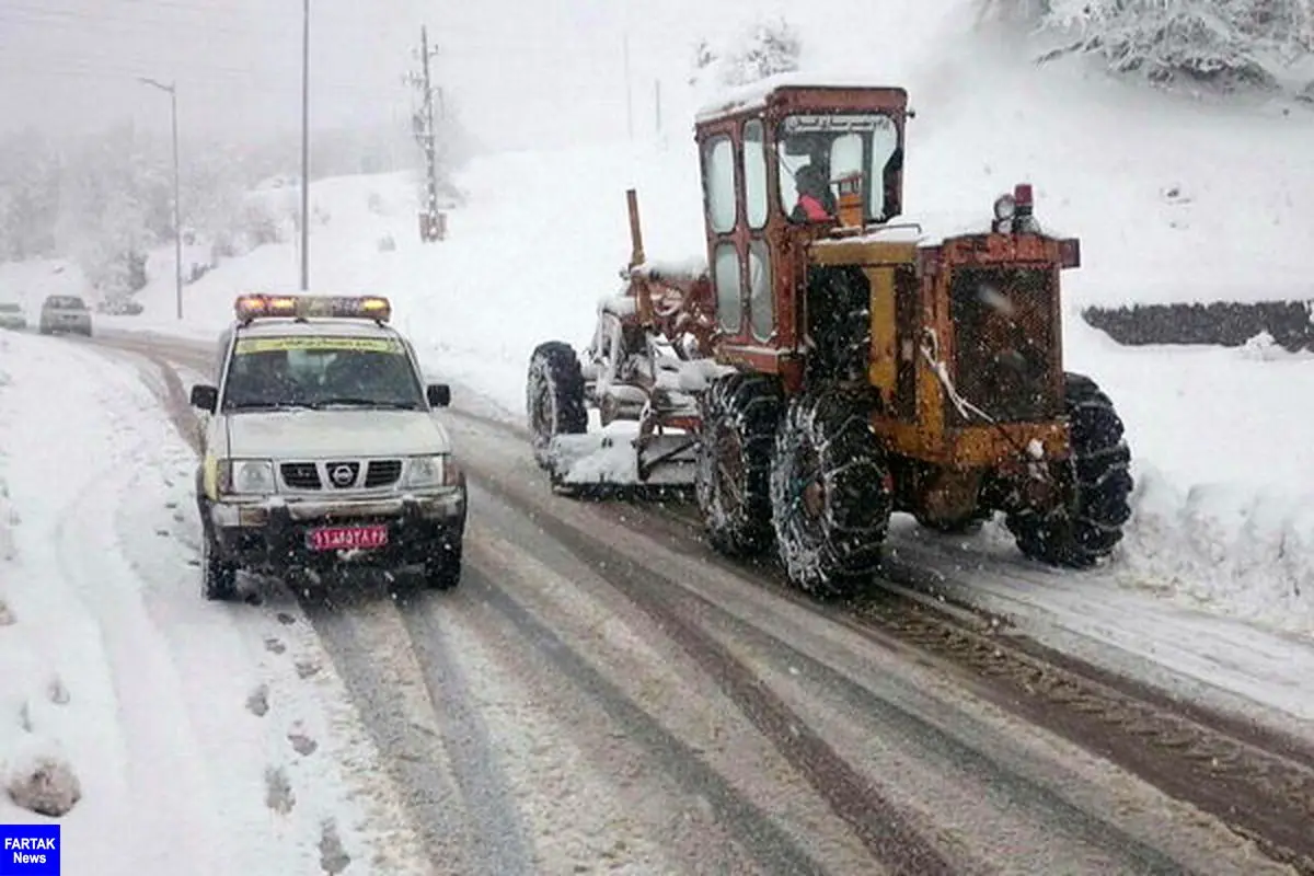 مه گرفتگی و بارش برف و باران در محورهای شش استان