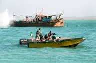 
توقیف ۲ لنج در چابهار / اهداف شومی که ناکام ماند
