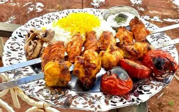 راز پخت جوجه کبابی نرم و لطیف: 5 راز برای جلوگیری از سفت شدن گوشت جوجه کباب