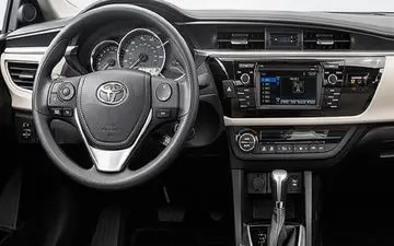 تویوتا کرولا ارزش خرید دارد یا تویوتا پریوس؟ + مشخصات فنی