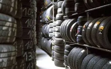 رانندگان بیش از 2 هزار دستگاه کامیون در اردبیل لاستیک گرفتند