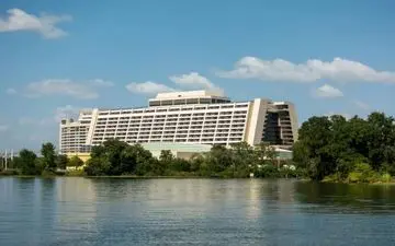 
خودکشی های ترسناک/ مجتمع تفریحی یا هتل وحشت؟/ ۳ مرگ در ۱۰ روز
