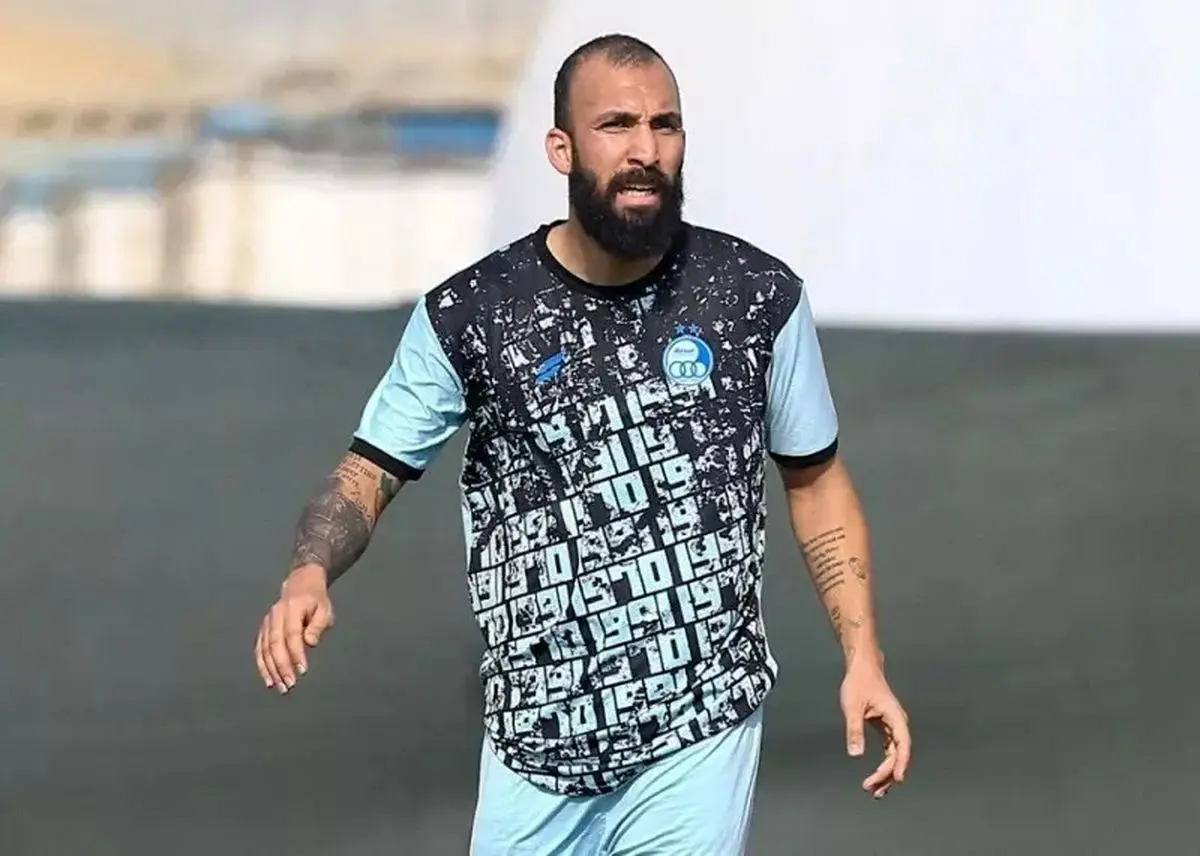 جنگ دو جبهه‌ای روزبه چشمی: رقابت سخت در استقلال، فرصت کم در تیم ملی