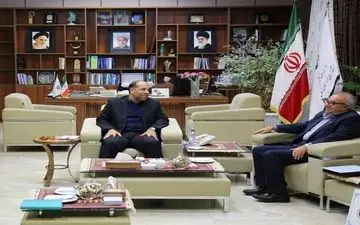 استاندار خراسان شمالی:
احترام به والدین بخشنامه پذیر و دستوری نیست