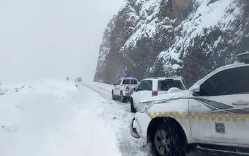 اعلام محدودیت‌های ترافیکی به‌دلیل برف و لغزندگی جاده‌ها در ۲۱ آذر