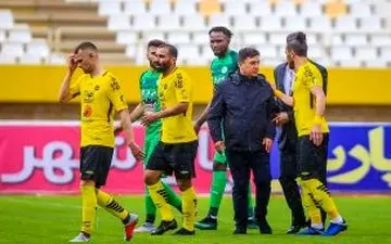  بازیکنانی که قلعه نویی از ذوب آهن گرفت 