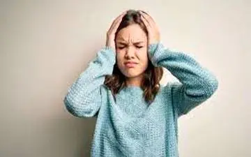 سردرد ناشی از افت قند خون چه علائمی دارد؟