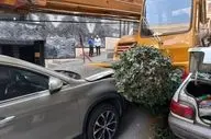 برخورد مرگبار جرثقیل با ۲ دستگاه خودرو در تهران
