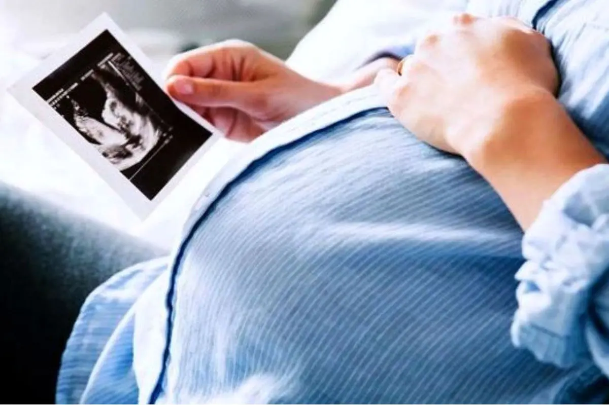 عکس| آخر زمان به این میگن؛ یک زن از خودش حامله شد!