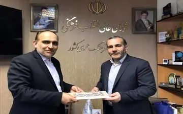 
 کرمانشاه، میزبان دائمی جشنواره‌ بین المللی مد و لباس می شود
 
