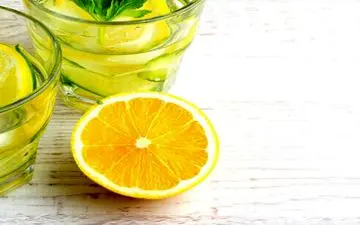 فواید نوشیدن آب و آب‌لیمو پس از بیدار شدن
