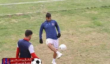 مهاجم نساجی نمی تواند مقابل پرسپولیس بازی کند