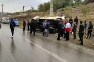 واژگونی مینی‌بوس با یک کشته و 19 مصدوم در عجب‌شیر