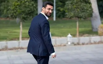 آذری جهرمی: فیلترشکن ها سرعت شبکه را کم می کنند/ رفع فیلتر تلگرام دست من نیست، اگر دست من بود رفع فیلتر می کردم
