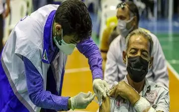 متولدین سال 1340 و قبل از آن برای واکسیناسیون ثبت‌نام کنند