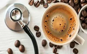 قهوه، فشار خون را بالا می‌برد؟ (هشدار پزشکان + راهکارهای ایمن)