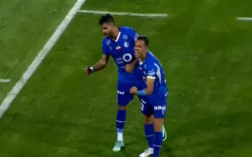 گل سوم استقلال به شمس آذر با ضربه سر مرادمند | فیلم