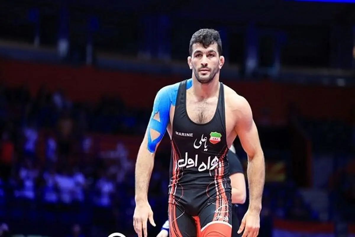 کشتی طوفانی حسین یزدانی نظم سالن را به هم زد/ جیمی جامپ این‌بار در سالن هفتم تیر