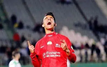 استقلال خواهان من بود، اما تراکتور پول رضایت‌نامه‌ام را پرداخت کرد