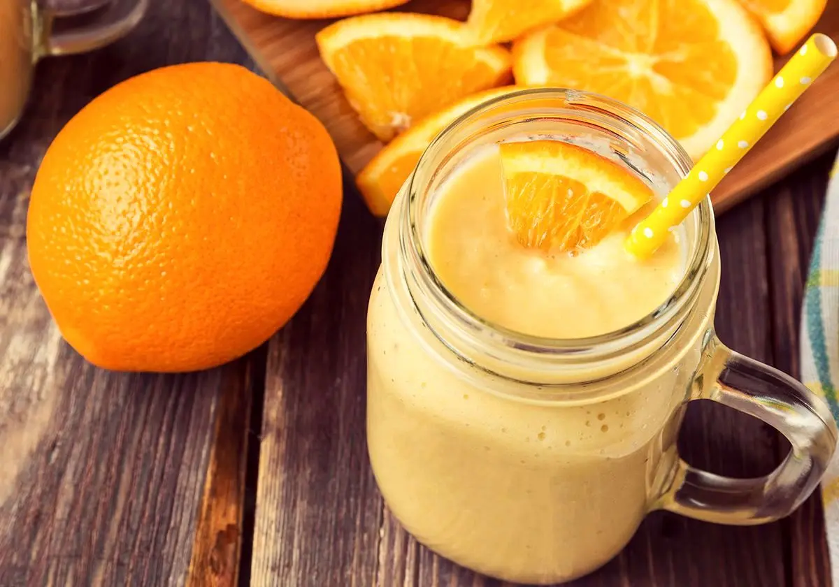 طرز تهیه  اسموتی موز و پرتقال !