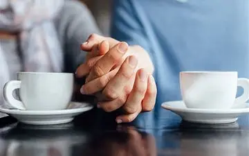 از آقایان تعریف کنید تا رابطه تان فوق العاده شود 