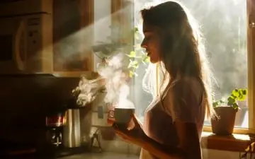 ۶ توصیه طلایی صبحگاهی برای کاهش خطر سکته مغزی