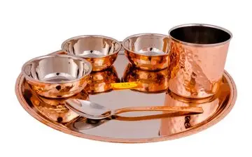 ترفند برق انداختن ظروف مسی | با سس کچاپ و لیموترش ظرفهای مسی رو مثل روز اولشون کن + ویدئو