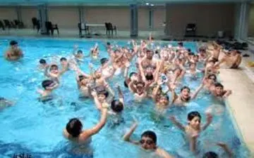 هیت شنای ایلام به جای استخر‌داری، تیم‌داری کند