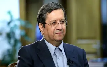 همتی: رئیس‌جمهور باید به زندگی مردم برسد، نه به زندگی اشرافی گری خود و خانواده‌اش
