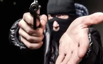  زورگیری مسلحانه از راننده پراید در تهران 