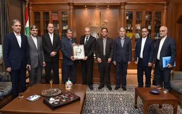  رئیس مجلس لبنان:ایران به عنوان قدرت برتر منطقه نقش آفرینی می کند